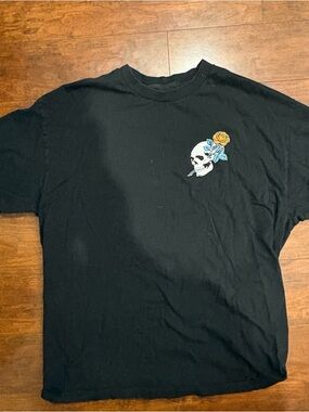 Empyre Black Men's Skull & Rose Graphic Tee